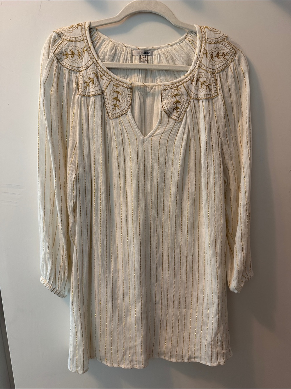 Amuse Society Cream Long-Sleeve Tunic with Gold Embroidery